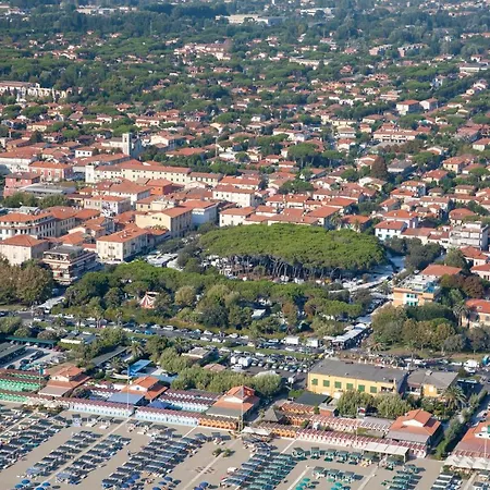 Apartment Casa Tirrena 600m From Sea - Happy Marina di Massa