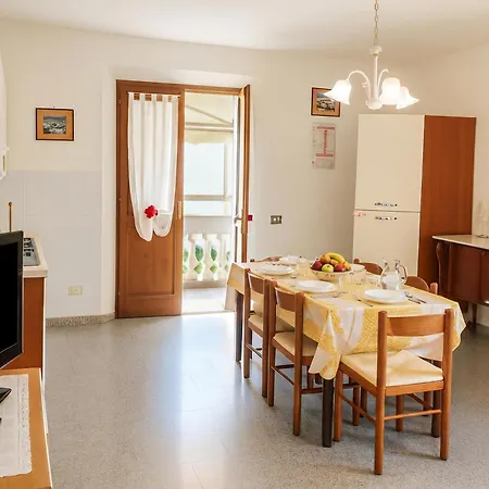 아파트 Casa Tirrena 600m From Sea - Happy 마리나디마사