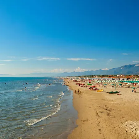 Apartament Casa Tirrena 600m From Sea - Happy