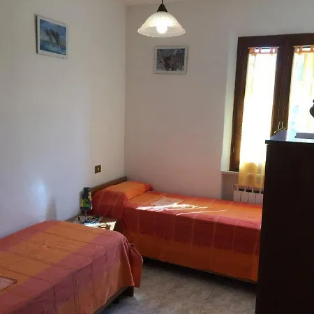 Casa Tirrena 600m From Sea - Happy Marina di Massa